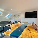 Talgarth Penthouse Apartment